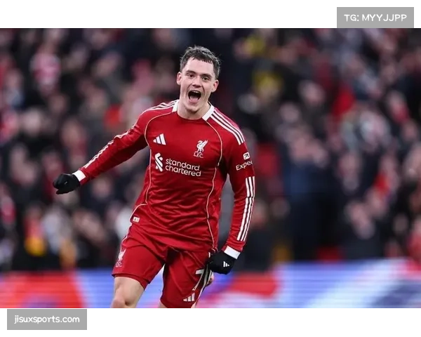 利物浦维尔茨前腰位置回撤组织,负责前场串联与最后一传 利物浦维尔茨前腰位置回撤组织,负责前场串联与最后一传